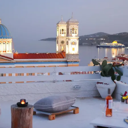 San Nikolas View